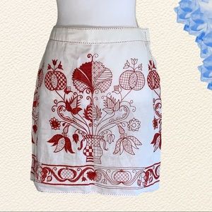 💕 Embroidered Linen Skirt